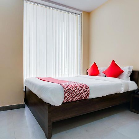 Hotel O Alekhya Residency Cafe Bahar Sururnagar Exterior foto