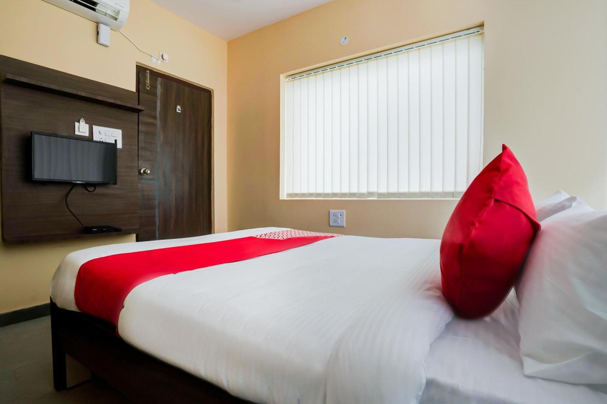 Hotel O Alekhya Residency Cafe Bahar Sururnagar Exterior foto
